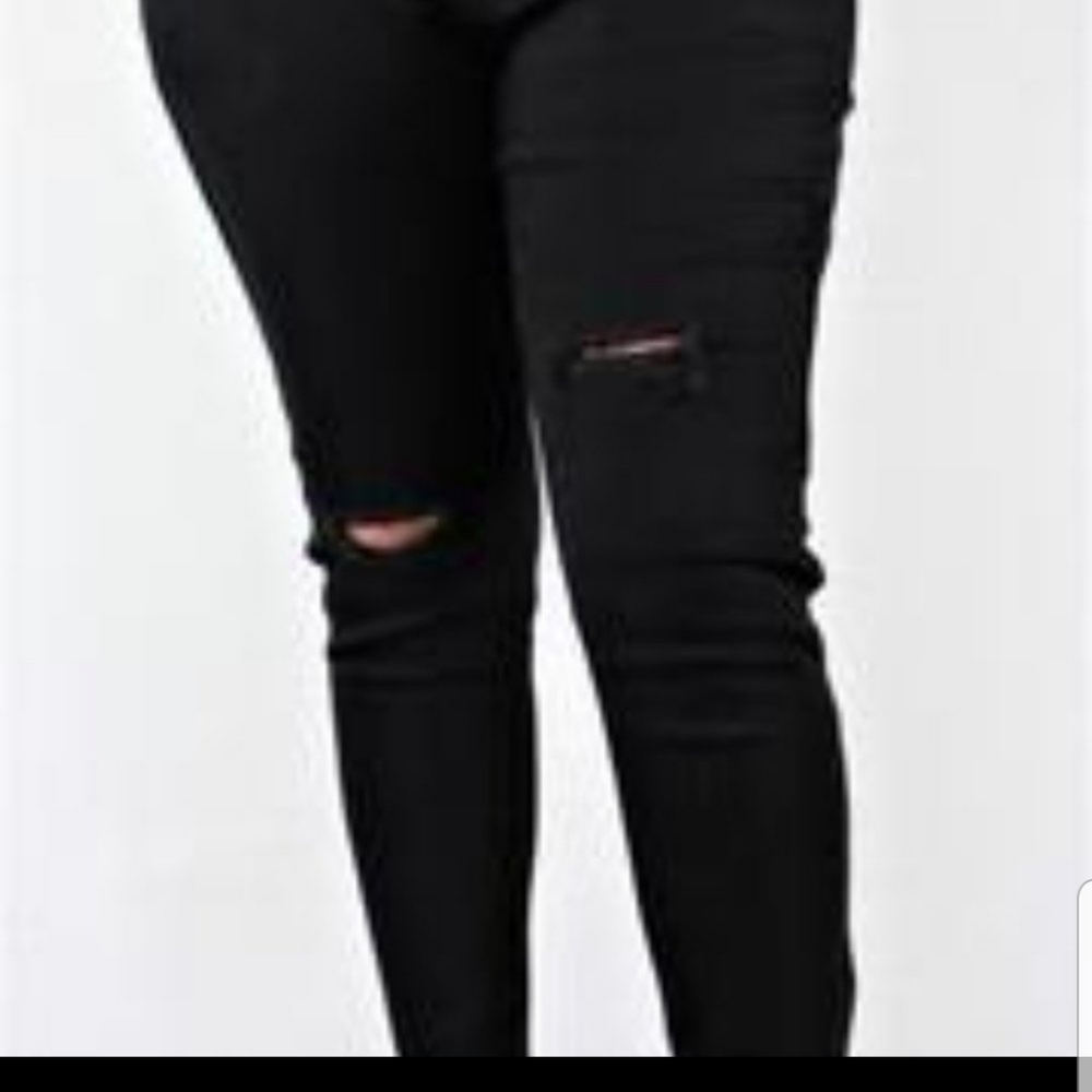 Escolour Black Ripped Jeans